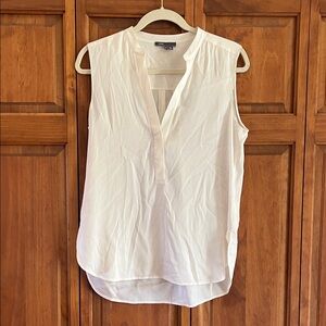 Vince Women's Sleeveless Silk Blouse - Cream